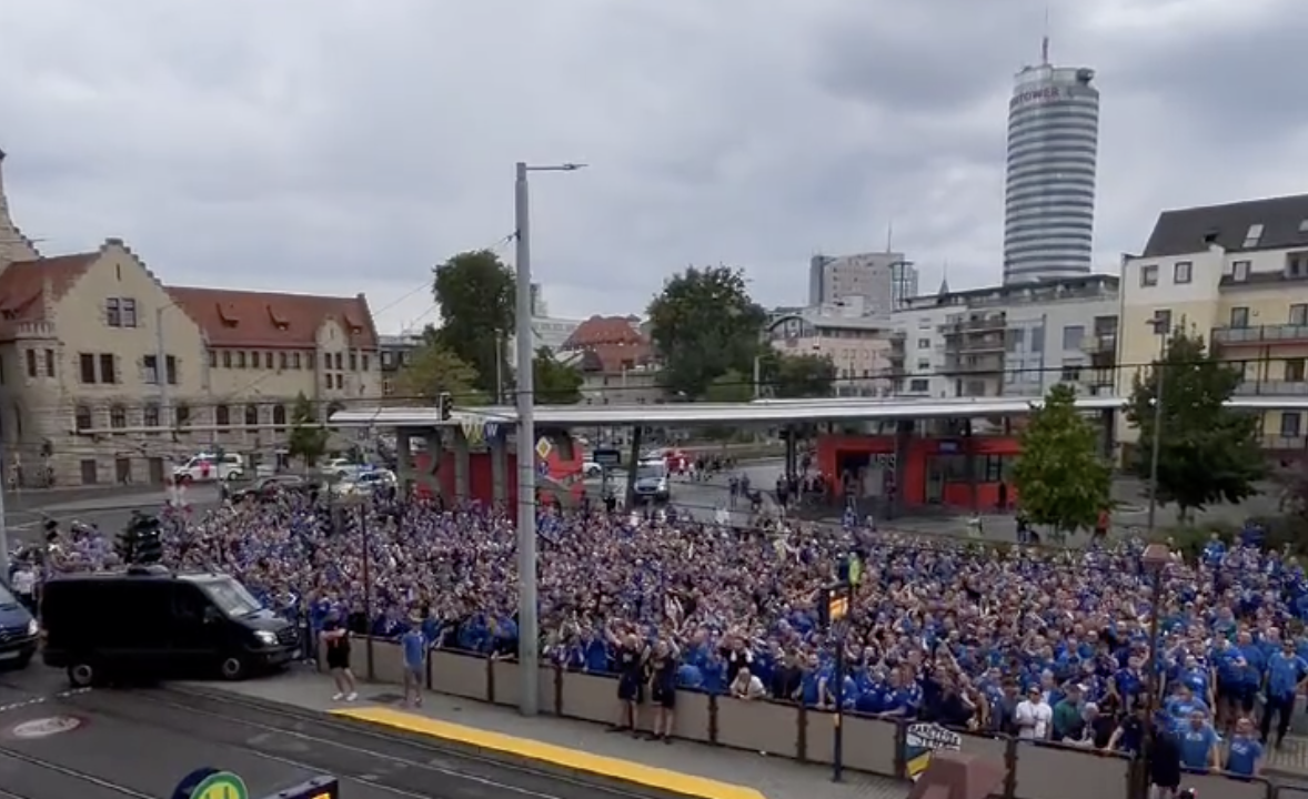 Jena-Fans begrüßen Hertha BSC