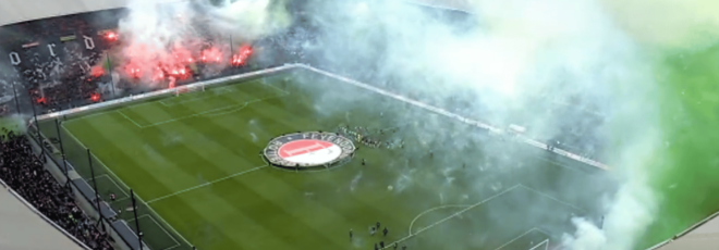 Die Fans von Feyenoord Rotterdam ließen es gegen Ajax krachen.